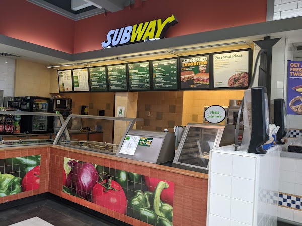 SUBWAY #25062 exterior