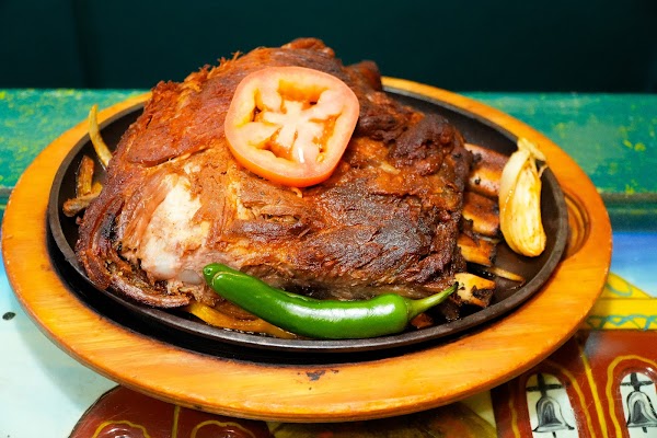 Photo by El Nopal - Mall St. Matthews