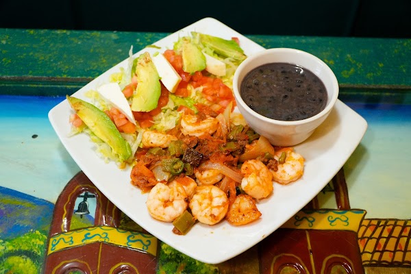 Photo by El Nopal - Mall St. Matthews