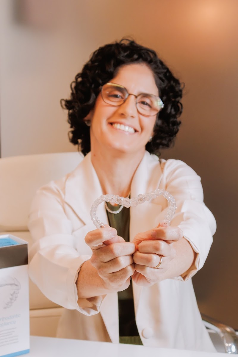 Dra. Aline Baratta - Ortodontia Fortaleza - foto 2