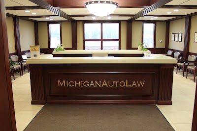 Michigan Auto Law - Auto Accident Attorneys - Car accident lawyer in Oak Park
