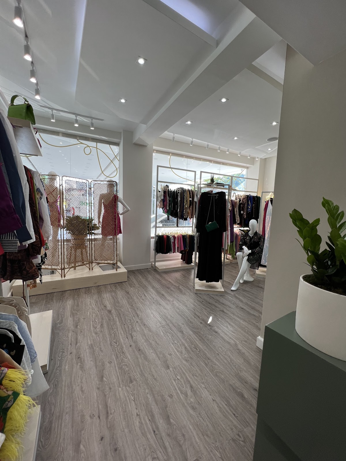 Tenoris Clothing - Imagen 3