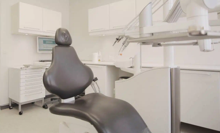 Tandlæge Bodil Diernæs Aps - tandlægeklinik i Køge