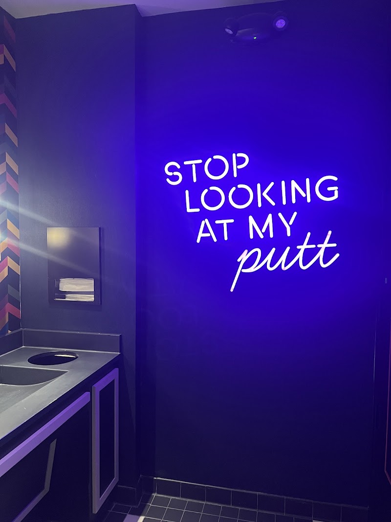 Puttshack - Atlanta - Dunwoody photo 4