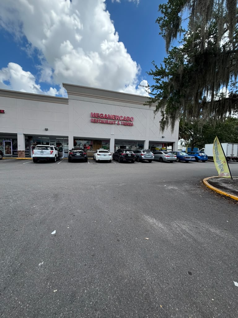 Mega Mercado #1 Lakeland - Mexican Restaurant & Tienda
