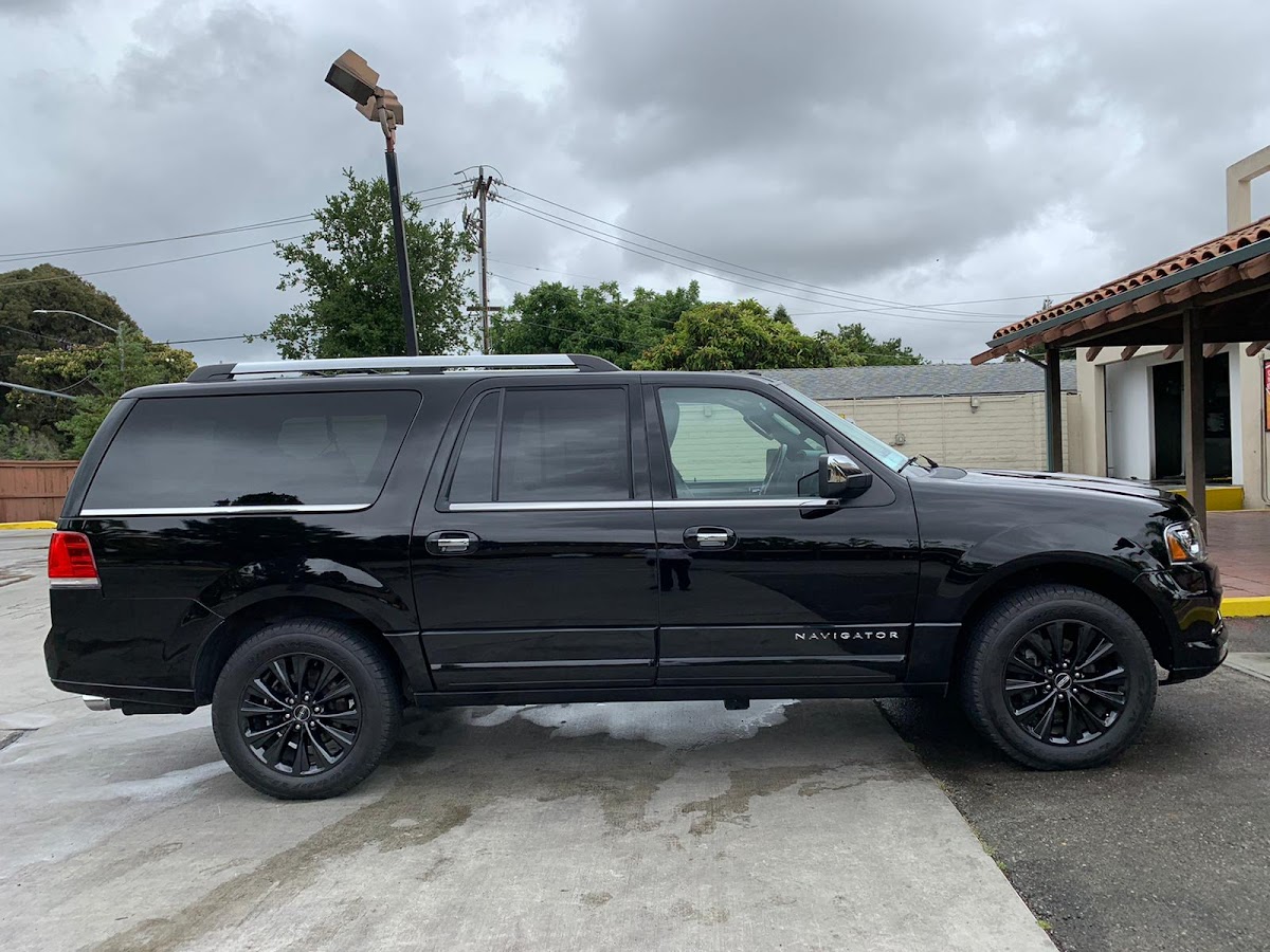 A Palo Alto Limousine: Google Places image 3