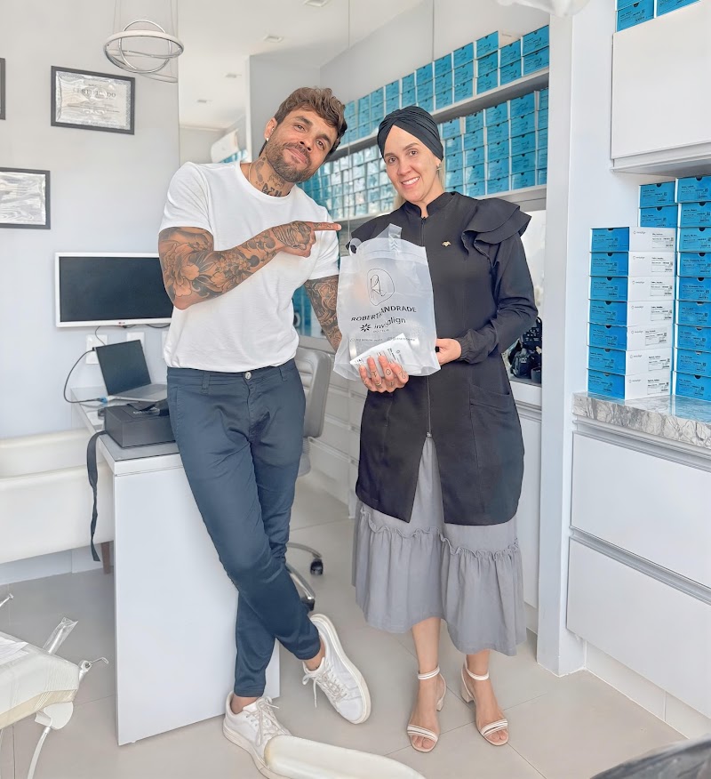 Dra Roberta Andrade - Saúde e Estética Oral - foto 4