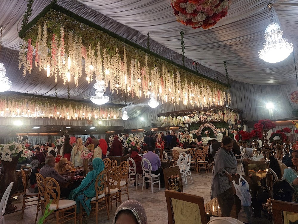 Sky Deck Banquet Green stop wedding venue photo 2