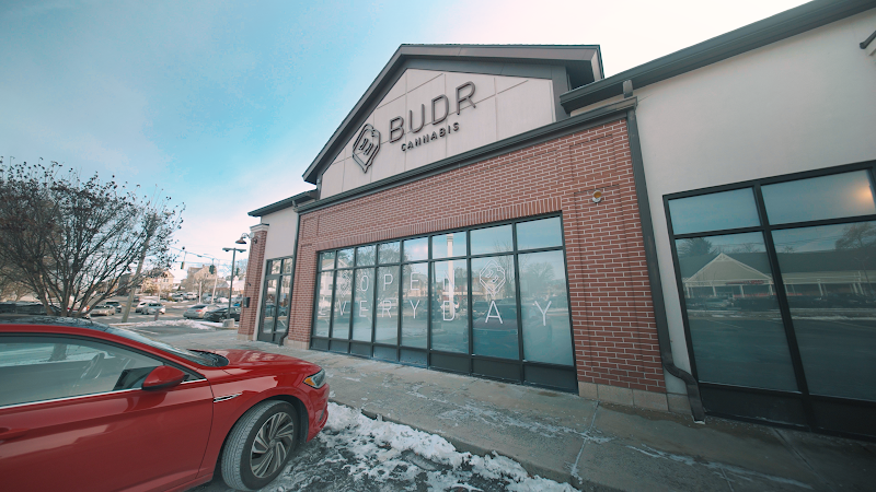 Video tour of Budr Cannabis - West Hartford retail environment