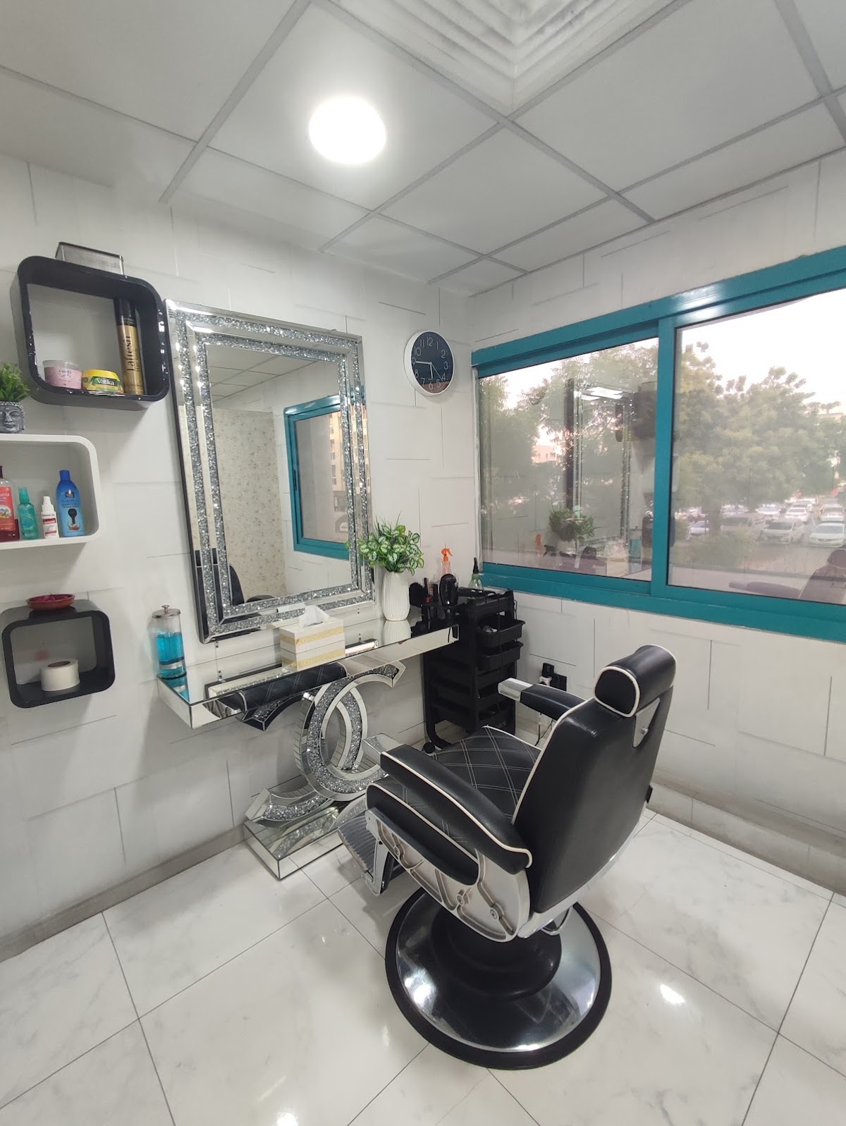 LE CLIFF HAIR STUDIO | Hair fixing center in Dubai