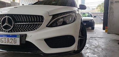 Foto de Escalante Garage (Martelinho de ouro)