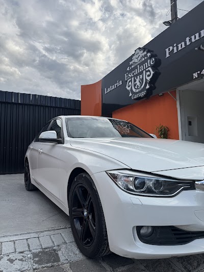 Foto de Escalante Garage (Martelinho de ouro)
