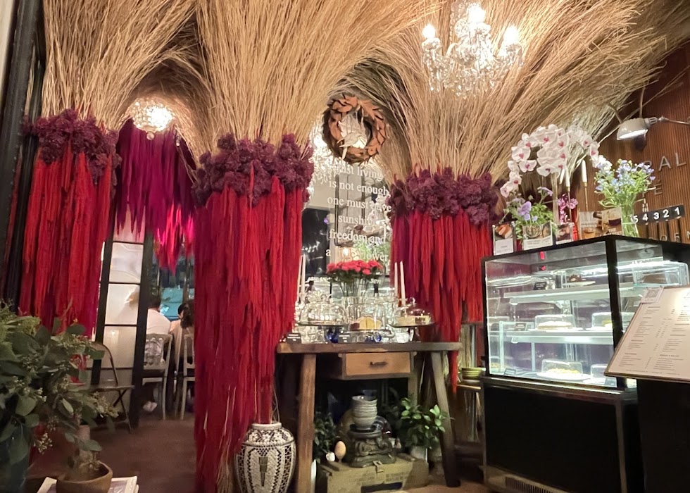 Floral Café at Napasorn fotoğraf 1