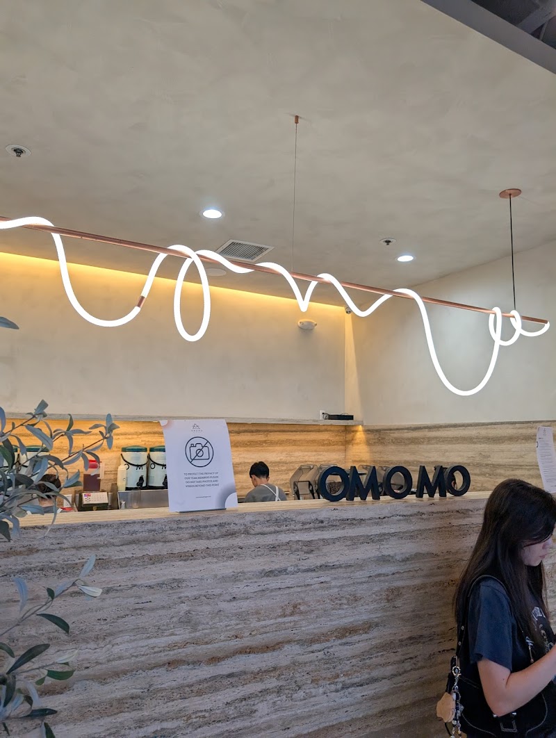 OMOMO TEA SHOPPE photo 4