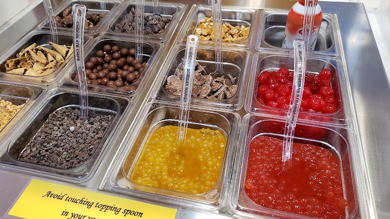goji's Neighbourhood Treatery photo 2