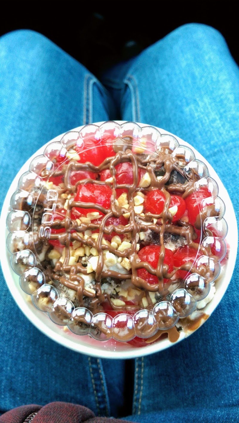 goji's Neighbourhood Treatery photo 4