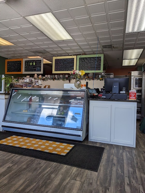 Pressed’O Organic Juice Bar and Cafe (Grab ad Go)