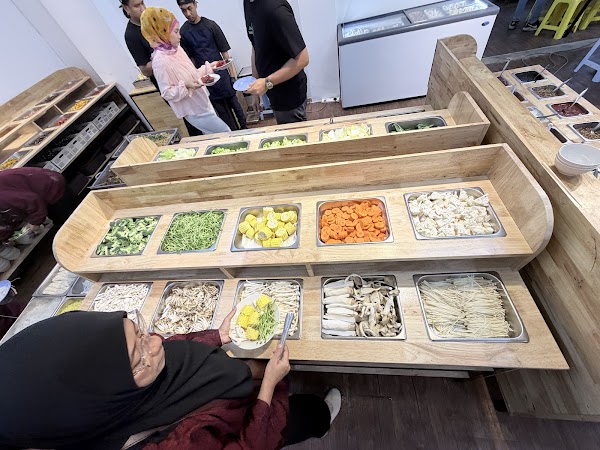 Y.A.Z Steamboat N” Grill