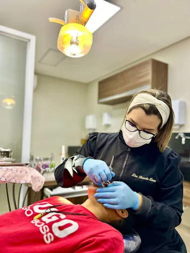 Dra Brenda Lessa - Dentista em Aracaju - Sergipe - foto 3