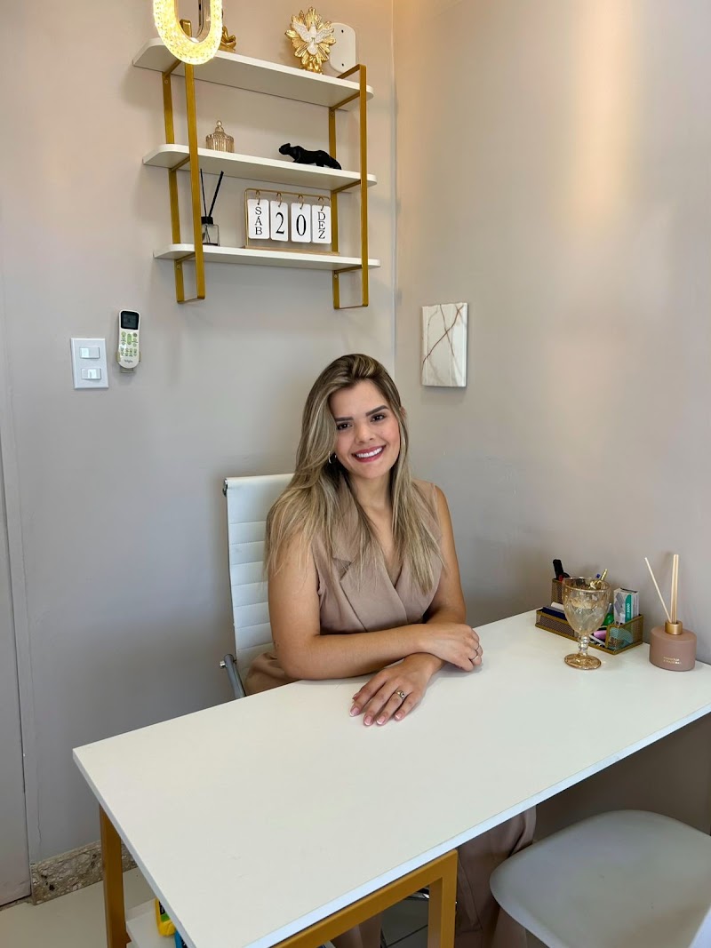 Dra Brenda Lessa - Dentista em Aracaju - Sergipe - foto 1