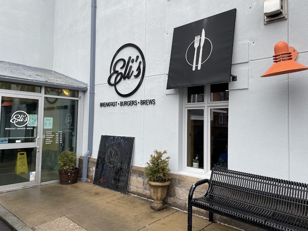 Eli’s Breakfast, Burgers, & Brews