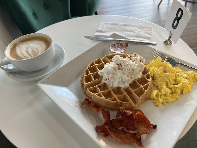 La Luna Cafe photo 2