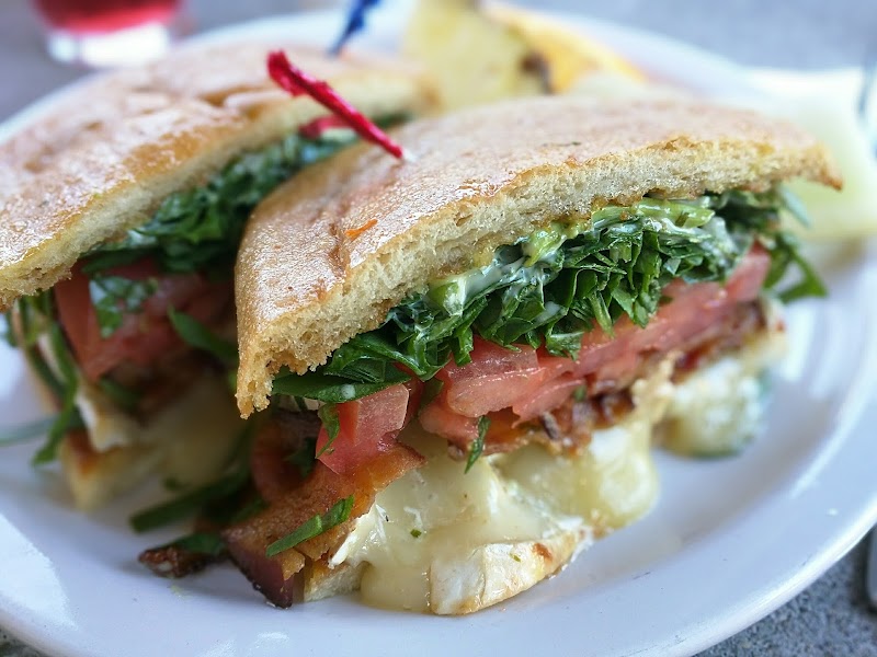 Bellachinos Cafe photo 2