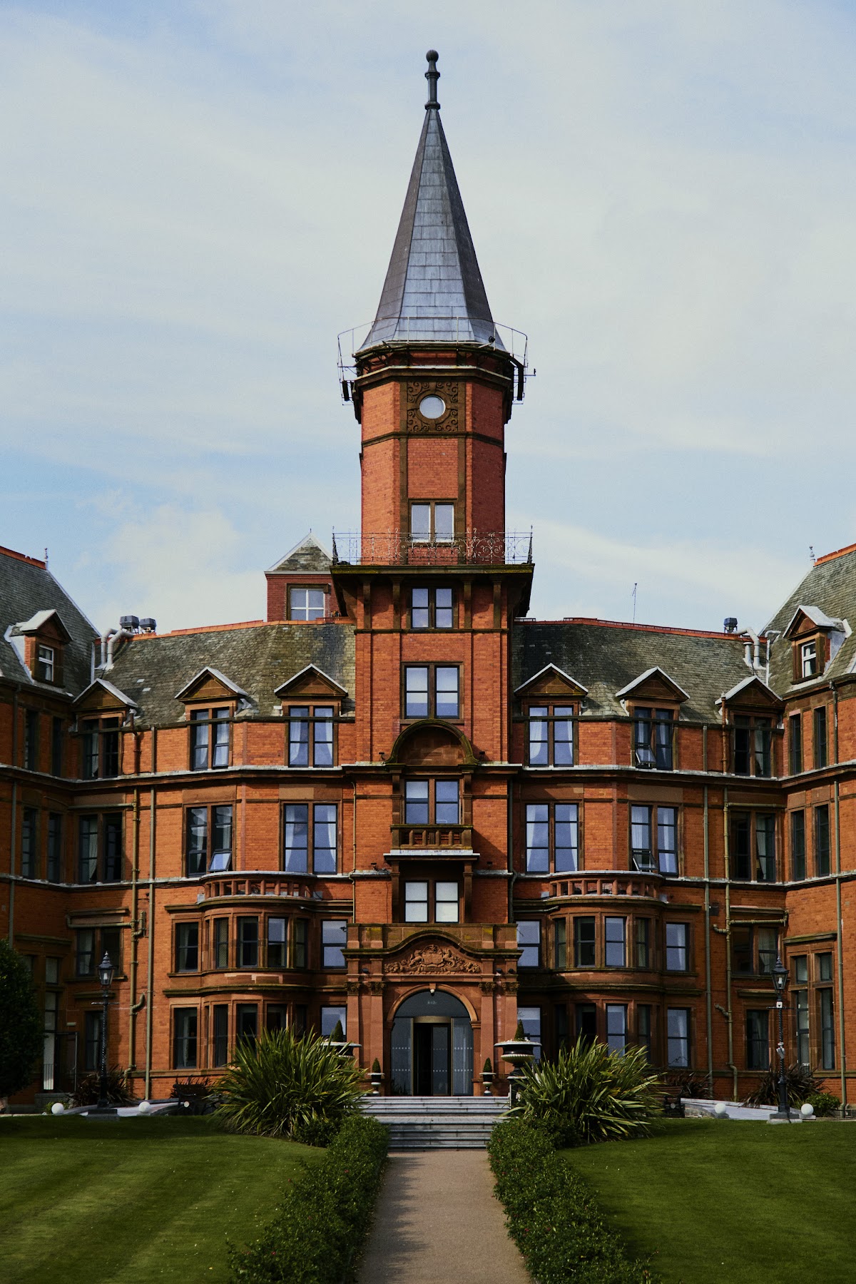 Trevor Sorbie Salon Logo