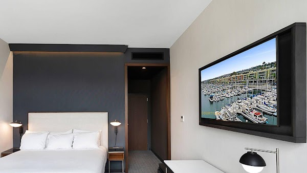 Courtyard by Marriott Marina del Rey