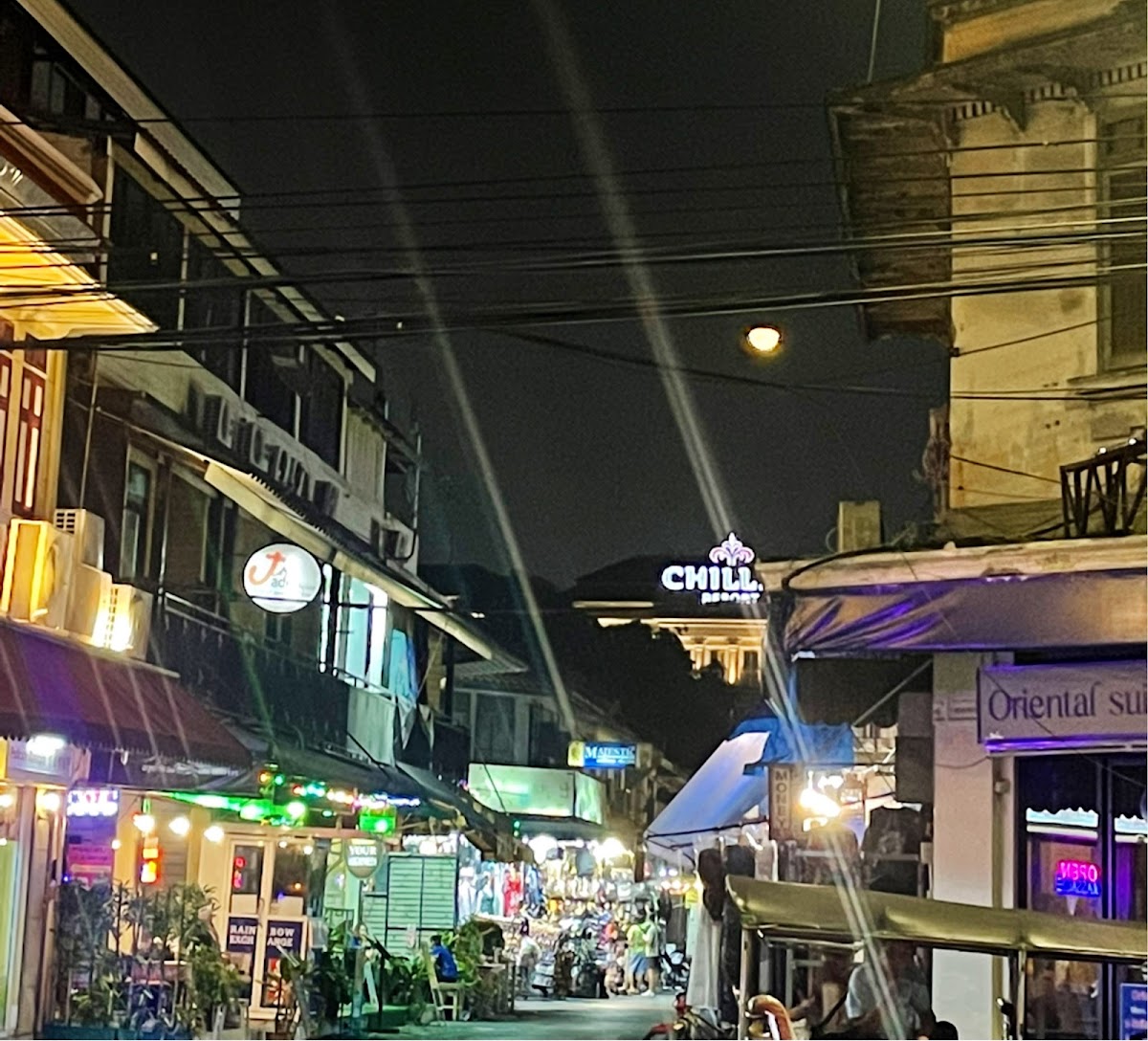 Happy Hope Khao San - Hostel • Cafe • Bar