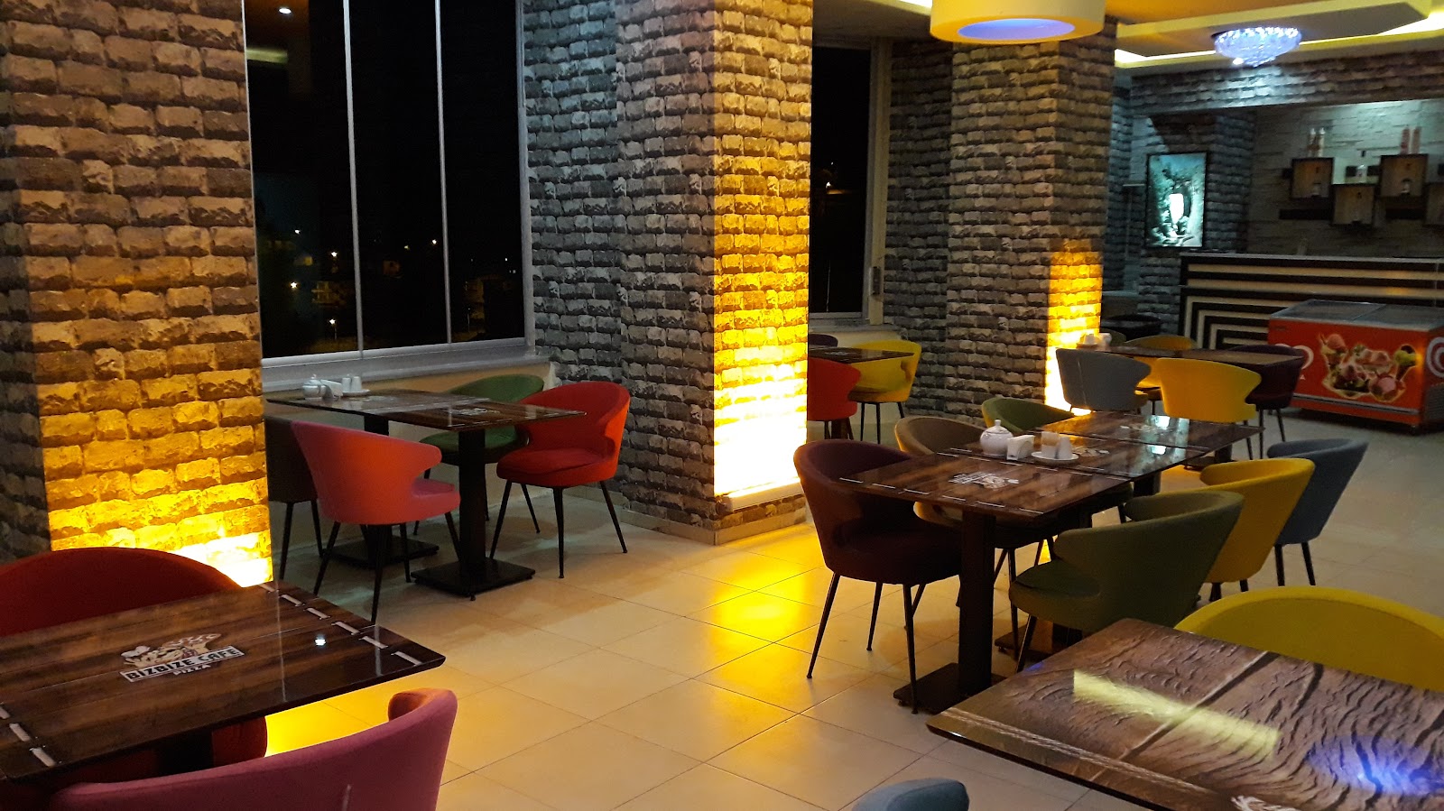 bizbize cafe mekanı