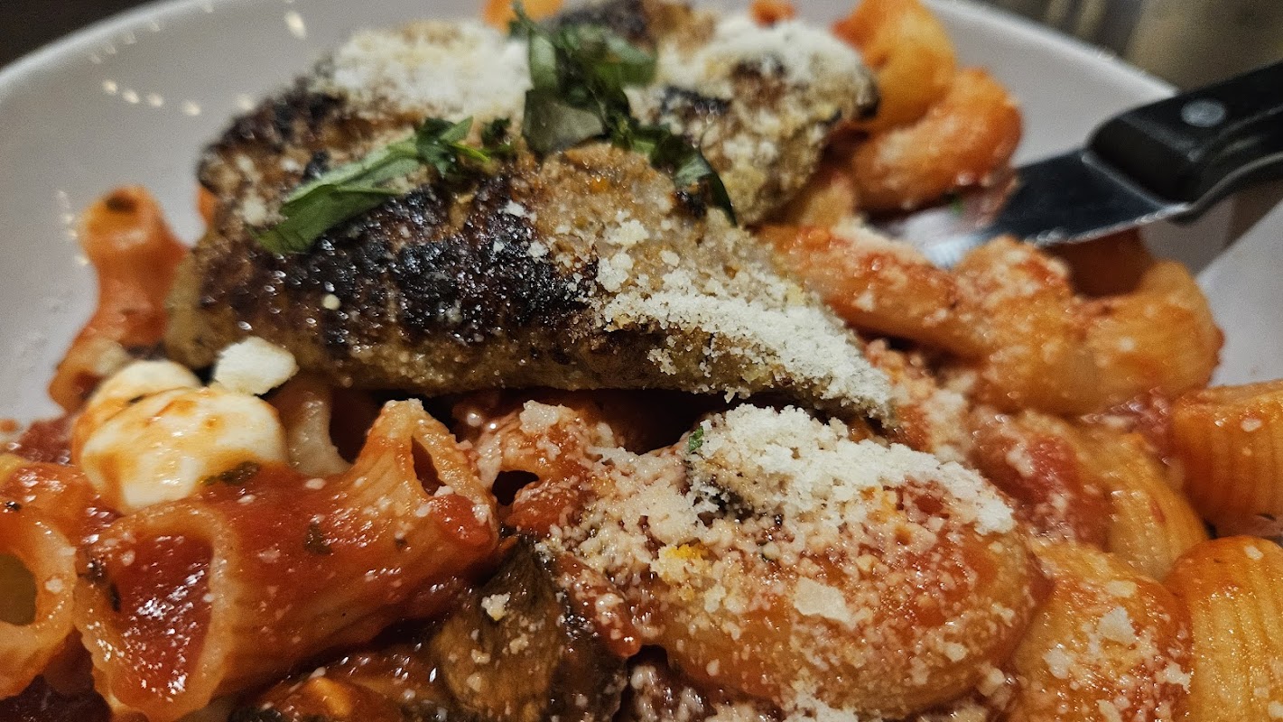 Mondo's Italian Restaurant photo 3