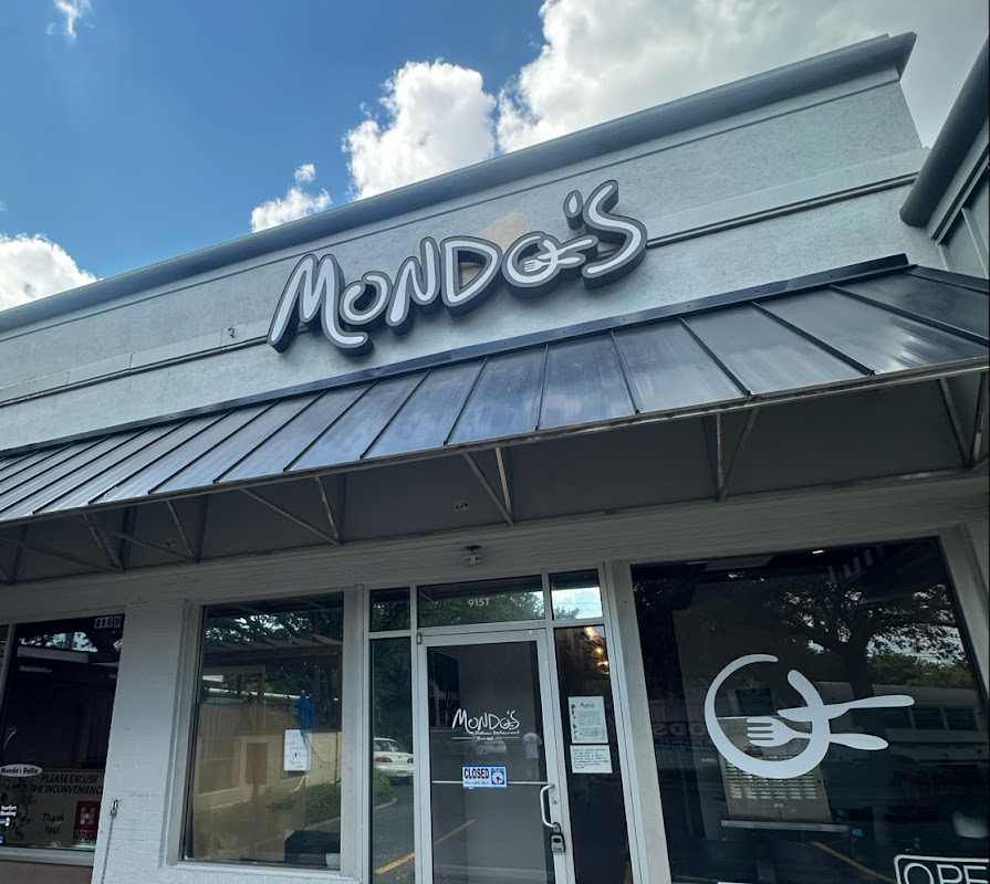 Mondo's Italian Restaurant