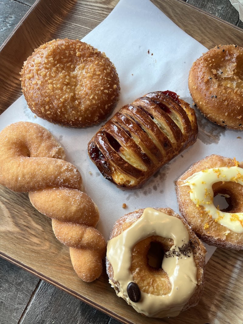 Paris Baguette photo 2