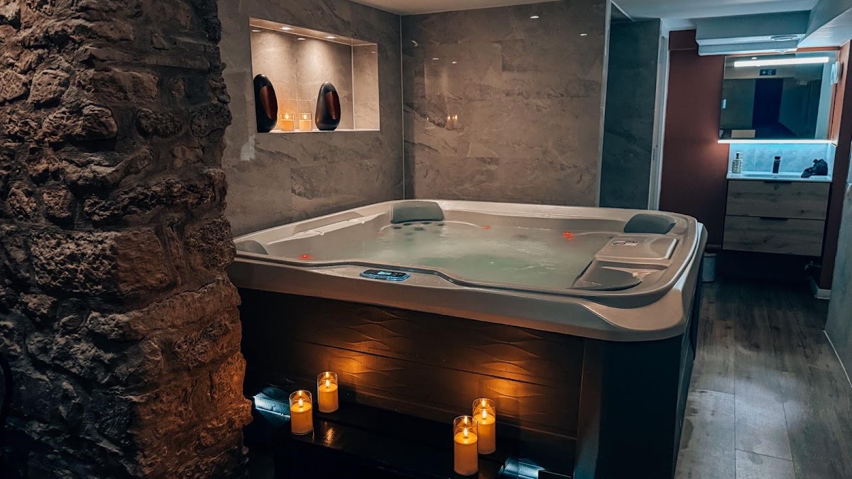Spaddict - Spa privatif, sauna, jacuzzi, karaoké, vue extérieure