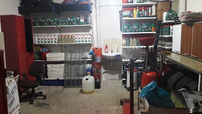 Acar Oto Yıkama Ve Lastik Tamiri - Oto Servisi