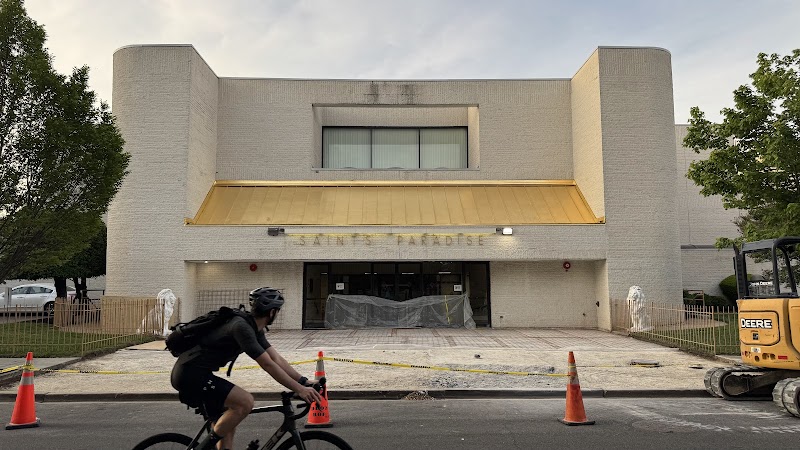 Saints Paradise Cafeteria photo 3