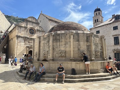 Onofrio's Large Fountain