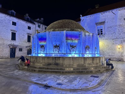 Onofrio's Large Fountain