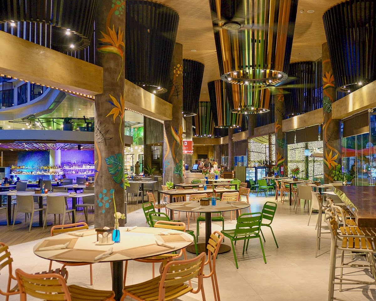 LA-UD Restaurant Boracay in boracay