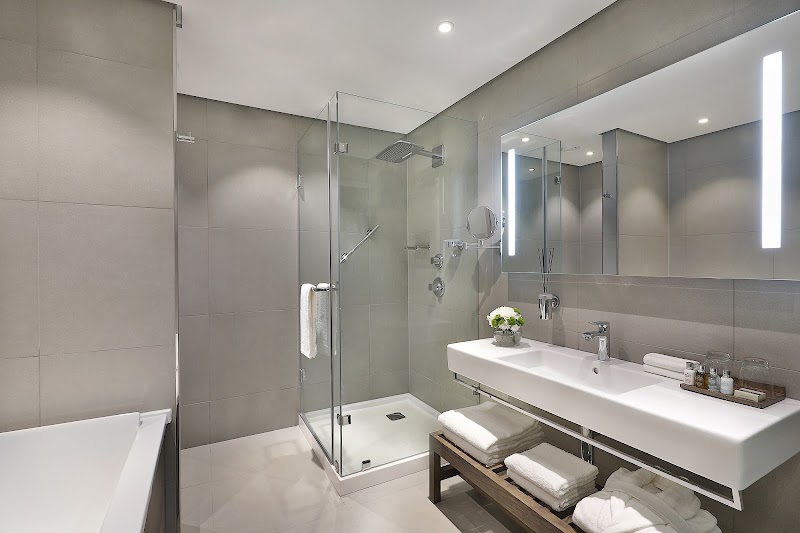 Legend Hotel Lagos Airport, Curio Collection by Hilton photo 4