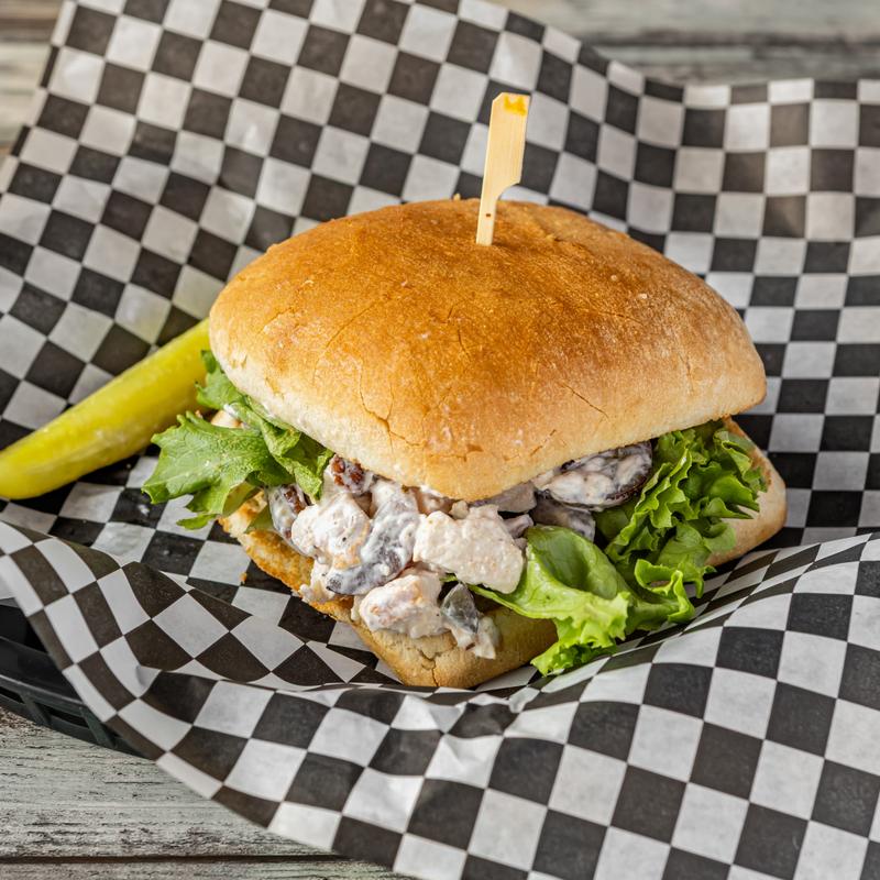 Topz Frozen Yogurt & Metro Deli photo 2