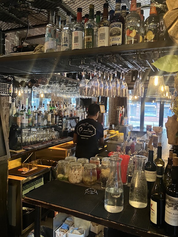 Charlies Bar & Kitchen photo 4