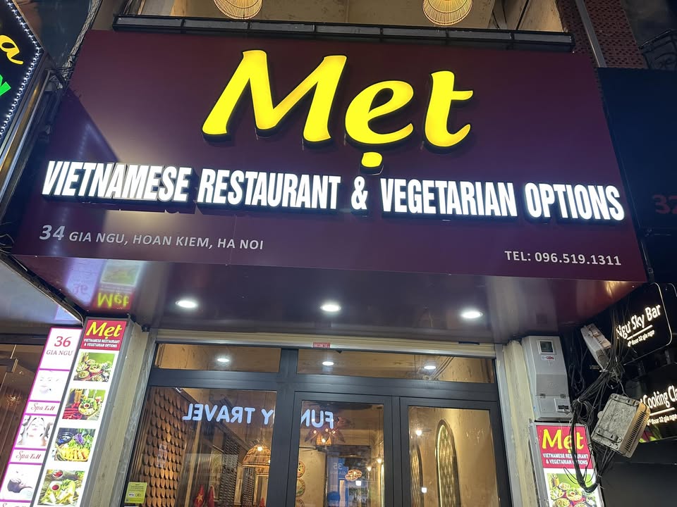 MẸT Vietnamese Restaurant & Vegetarian Met 2 in hanoi