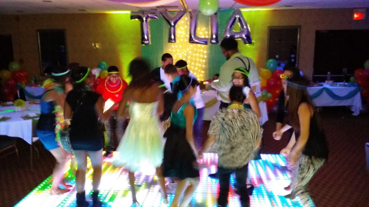 Rhythm System Pro DJ Entertainment: Google Places image 3
