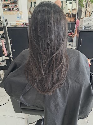 Stop in Hair & Beauty photo 2