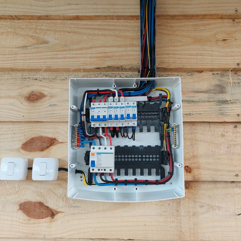 Foto de Eletricista em Joinville - Moderniza Soluções Elétricas