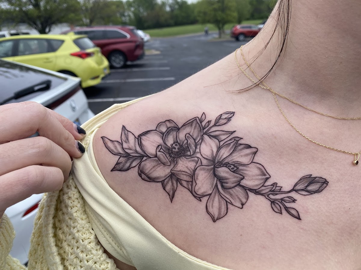 Posh Body Piercing & Tattoo(Inside Bronzed n Beautiful) tattoo work — photo 2