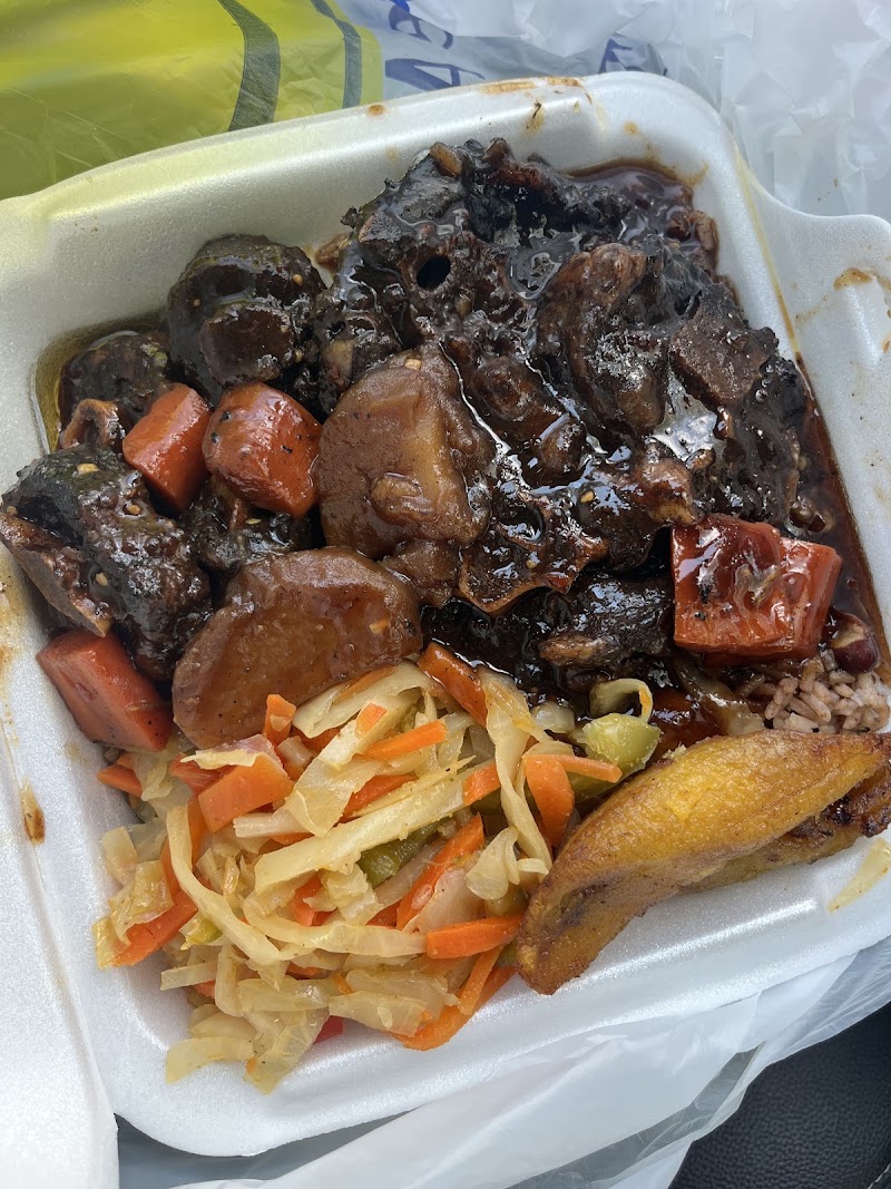 Fusion Hut Bistro