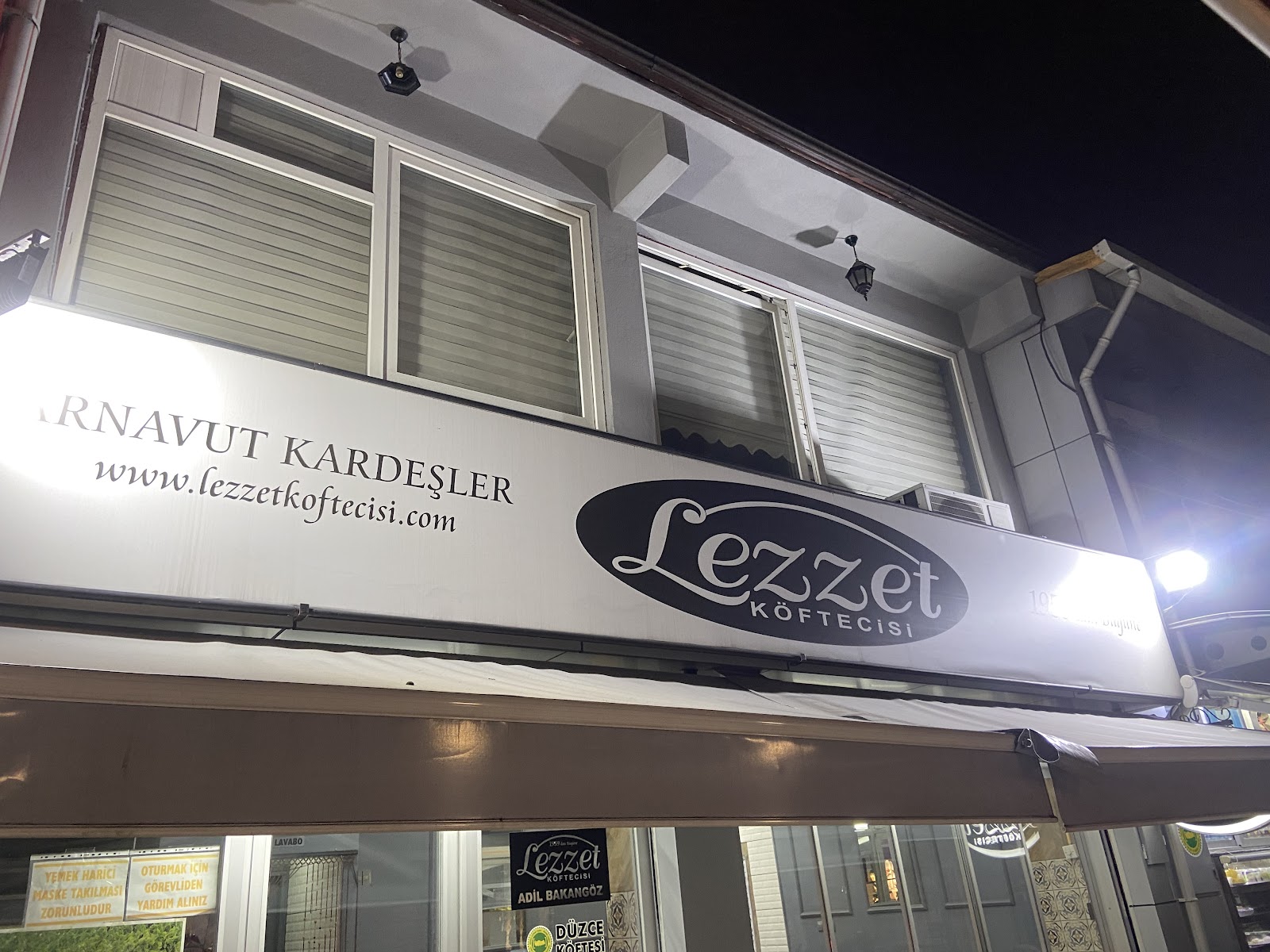 Lezzet Köftecisi mekanı